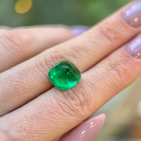 8.28 Ct. Cabochon Emerald from Zambia Life Style