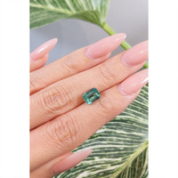 1.90 Ct. Emerald from Zambia Life Style