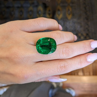 21.78 Ct. Emerald from Zambia Life Style