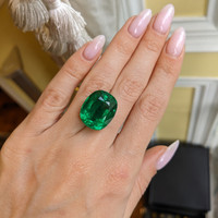21.78 Ct. Emerald from Zambia Life Style