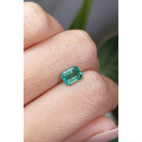 0.98 Ct. Emerald from Zambia Life Style