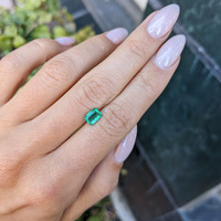 1.02 Ct. Emerald from Zambia Life Style
