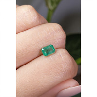 1.10 Ct. Emerald from Zambia Life Style