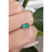 1.14 Ct. Emerald from Zambia Life Style