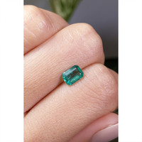 0.90 Ct. Emerald from Zambia Life Style