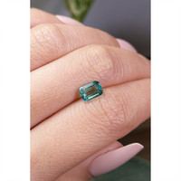 1.15 Ct. Emerald from Zambia Life Style