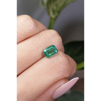 1.79 Ct. Emerald from Zambia Life Style