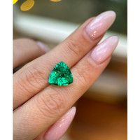 5.66 Ct. Emerald from Brazil Life Style