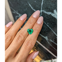 2.20 Ct. Emerald from Zambia Life Style