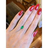 0.70 Ct. Emerald from Colombia Life Style