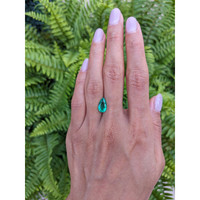 1.78 Ct. Emerald from Colombia Life Style