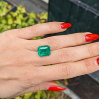 8.16 Ct. Emerald from Zambia Life Style