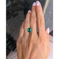 2.35 Ct. Emerald from Afghanistan Life Style