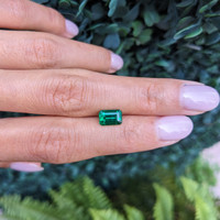 1.27 Ct. Emerald from Afghanistan Life Style