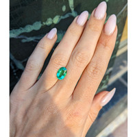 1.76 Ct. Emerald from Ethiopia Life Style