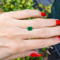 1.00 Ct. Emerald from Zambia Life Style