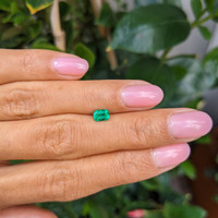 0.43 Ct. Emerald from Colombia Life Style