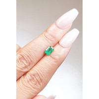 0.84 Ct. Emerald from Zambia Life Style