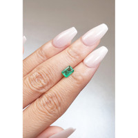 0.87 Ct. Emerald from Zambia Life Style