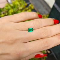 0.80 Ct. Emerald from Zambia Life Style