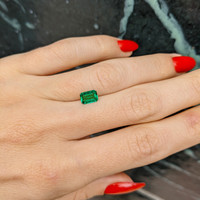 0.80 Ct. Emerald from Zambia Life Style