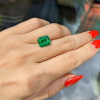 3.77 Ct. Emerald from Zambia Life Style