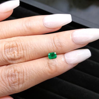 0.32 Ct. Emerald from Colombia Life Style