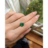 2.40 Ct. Emerald from Zambia Life Style