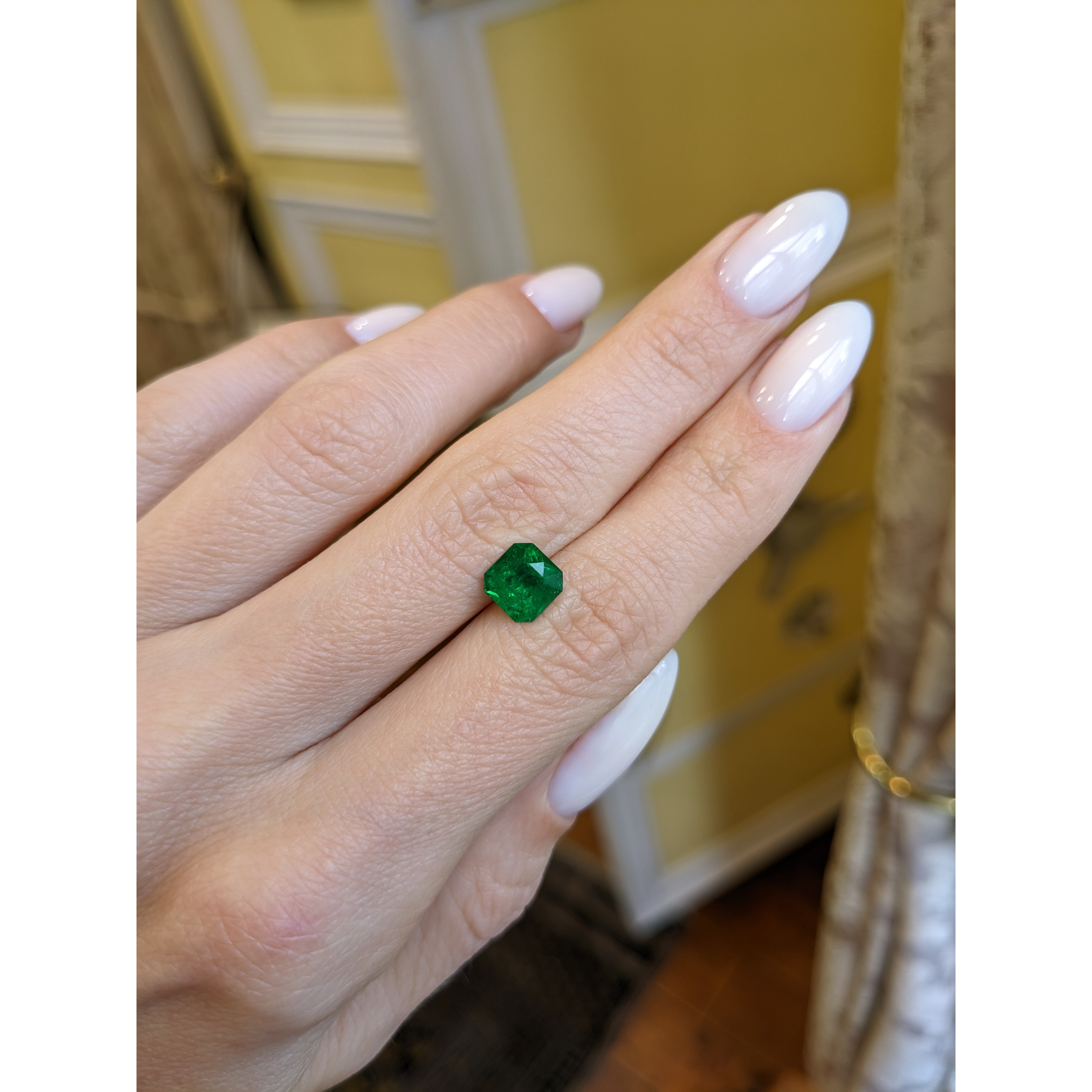 Deals 1.25 carat certified emerald