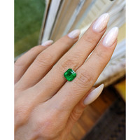 2.10 Ct. Emerald from Ethiopia Life Style