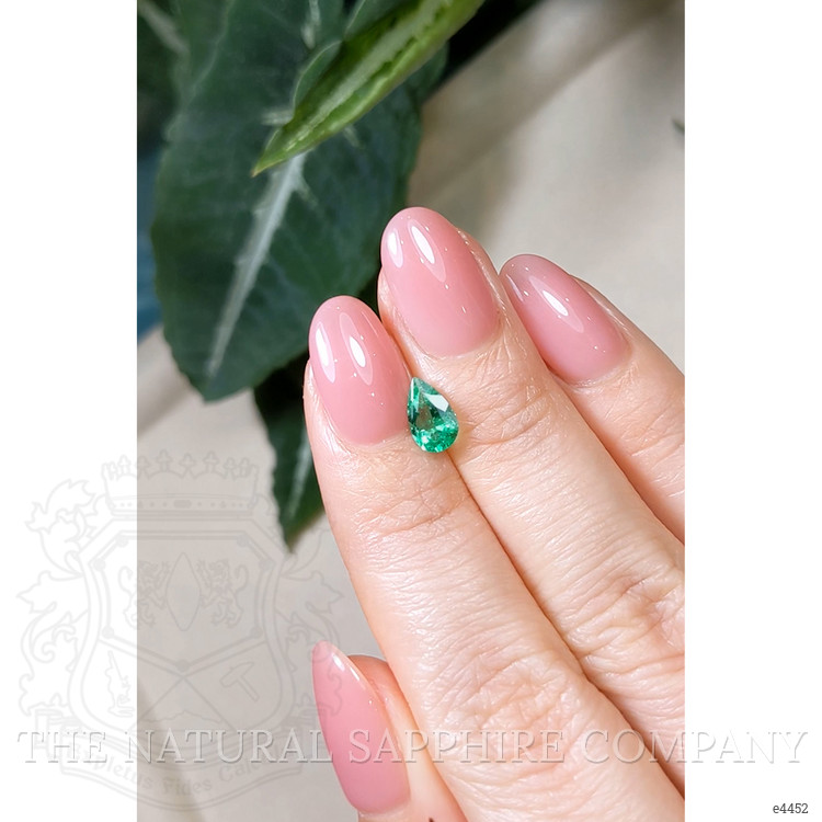 0.66 Ct. Emerald from Colombia