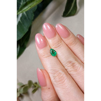 0.73 Ct. Emerald from Colombia Life Style