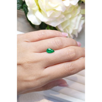 0.78 Ct. Emerald from Colombia Life Style