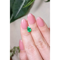 0.80 Ct. Emerald from Colombia Life Style