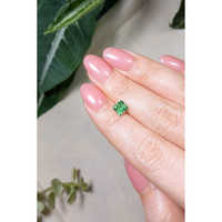 0.70 Ct. Emerald from Colombia Life Style