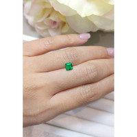 0.57 Ct. Emerald from Colombia Life Style