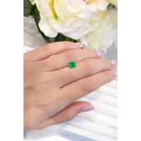 0.80 Ct. Emerald from Colombia Life Style