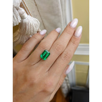 3.96 Ct. Emerald from Zambia Life Style
