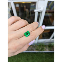3.66 Ct. Emerald from Zambia Life Style