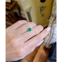 1.04 Ct. Emerald from Colombia Life Style