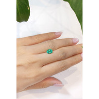 1.35 Ct. Emerald from Zambia Life Style