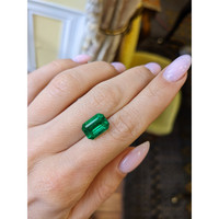 4.18 Ct. Emerald from Zambia Life Style