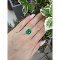 4.45 Ct. Emerald from Zambia Life Style