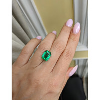 4.00 Ct. Emerald from Zambia Life Style