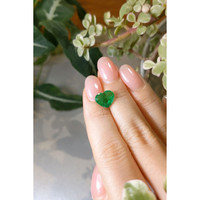 2.03 Ct. Emerald from Colombia Life Style