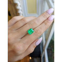 2.97 Ct. Emerald from Colombia Life Style