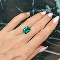4.32 Ct. Emerald from Zambia Life Style