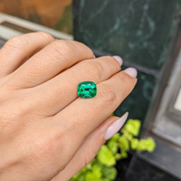 2.99 Ct. Emerald from Zambia Life Style