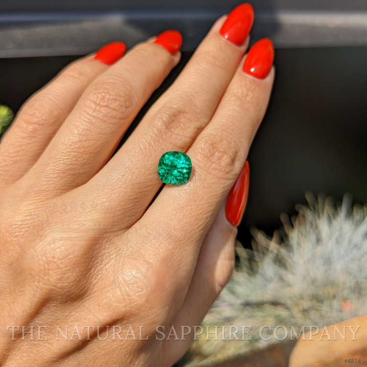 2.74 Ct. Emerald from Colombia