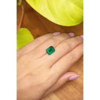 4.51 Ct. Emerald from Brazil Life Style